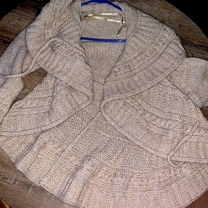 Rue 21 Nit Cardigan Sweater. Size Large Fits Like a Loose Medium. Missing Tag.